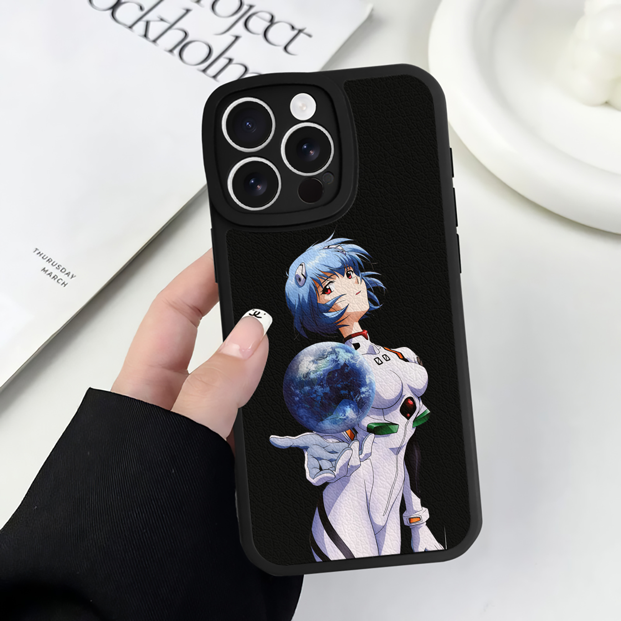 （画像用） EVA 新世紀エヴァンゲリオン 【iPhone 16シリーズ対応】シリコンスマホケース（レザー調） 材質：シリコン